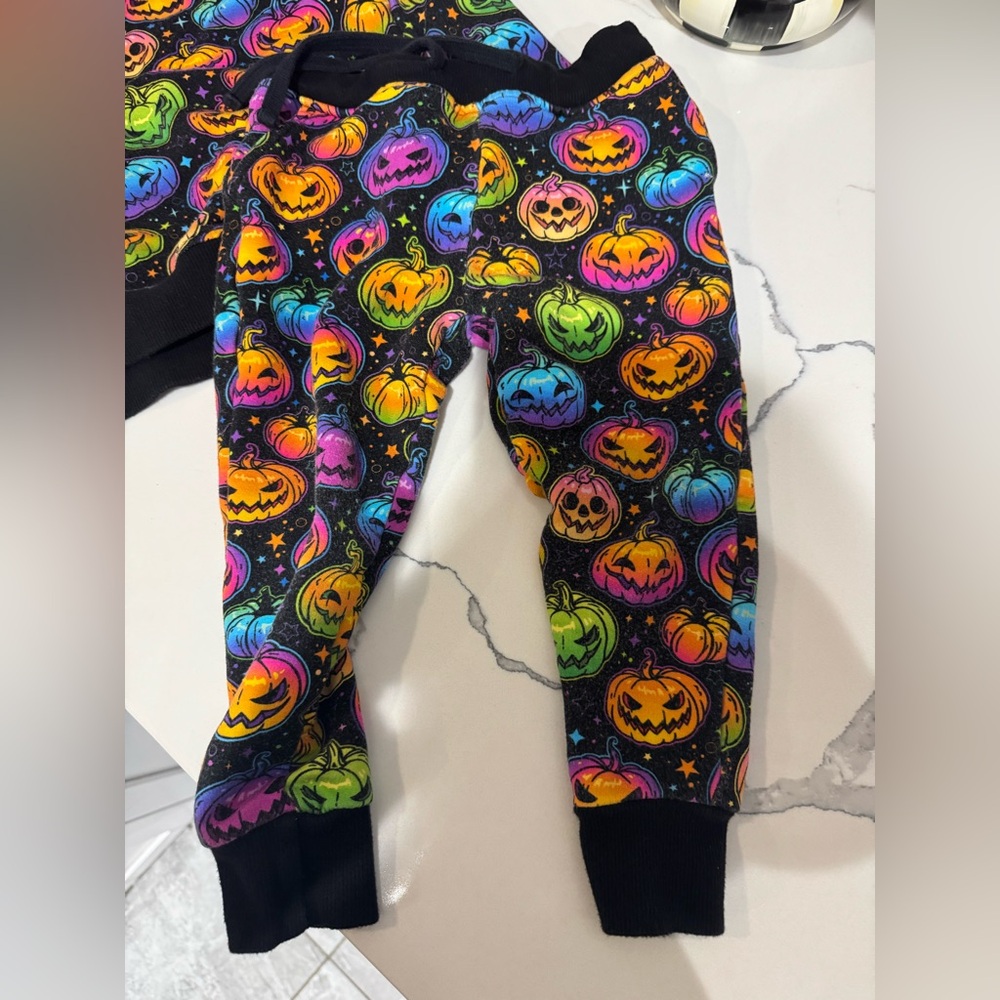 Bums and Roses Halloween Set - Picture 3 of 3